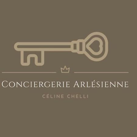 Willa Les Arenes Arles Zewnętrze zdjęcie